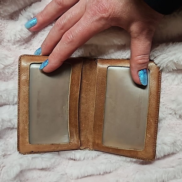 Louis Vuitton Monogram Card Holder Wallet - Picture 12 of 17